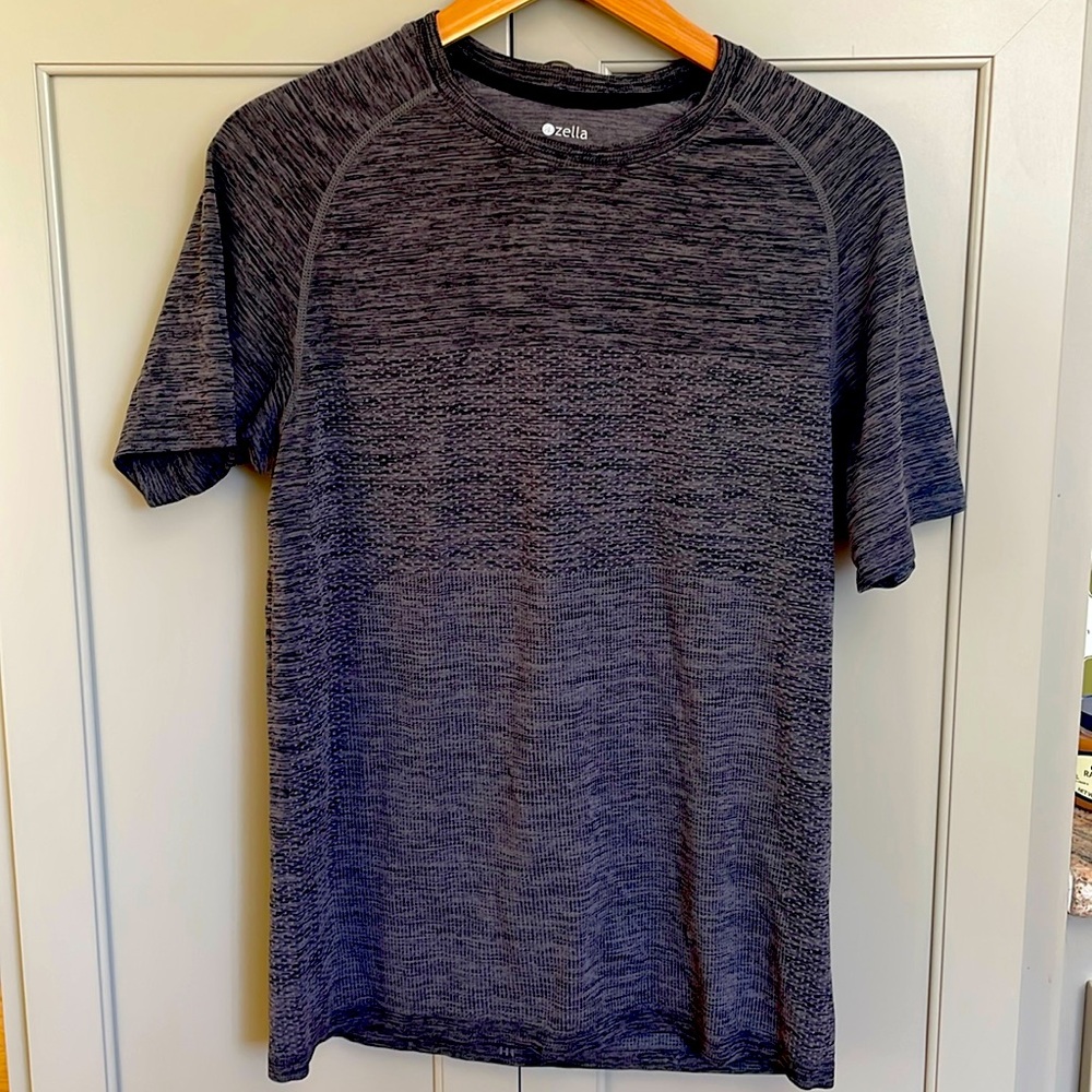 Zella Dynamic Crewneck T- Shirt
